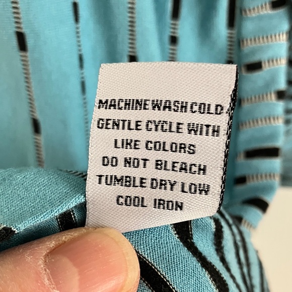 Habitat Teal and Black Patterned V-Neck Top - Picture 4 of 6